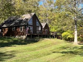 Isaak's Hideaway -Beautiful Views for every season - Image 3