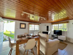House with garden and parking next to Samil Beach - Image 4