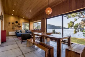Casas Martin Pescador Lago Huillinco, Chiloé - Image 4