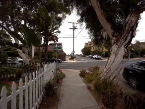 Steps to Beach Bungalow - Image 5