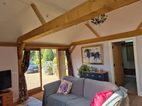 The Granary, Hook Farm in West Hoathly - Image 2