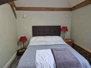 The Granary, Hook Farm in West Hoathly - Image 5