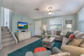 Beach Breeze Hideaway Villa - Image 5