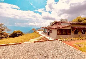 Private retreat above the Cauca River. - Image 3