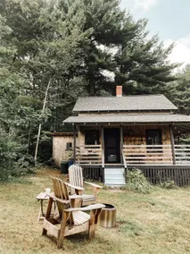 True Maine Artist Cottage with Outdoor Shower - Image 3