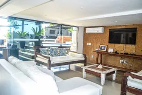 Buzios Geriba 4 en-suites with a view of the sea, pool and Hydro. - Image 4