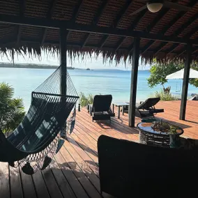 Santo Sunset Luxury Beach Bungalow vid Surunda Bay - Image 2