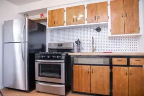 Grandview Heights | Walk to Shops | Dog Friendly - Image 3