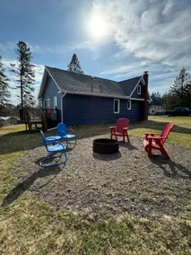 Cozy River Bend Cottage - Walk to Beach/Marina - Image 5