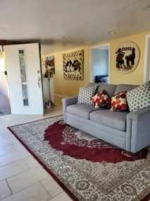 Entire home in a safe residential neighborhood - Image 3