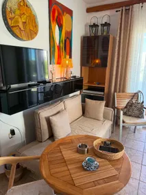 Amazing apartment with art works! - Image 2