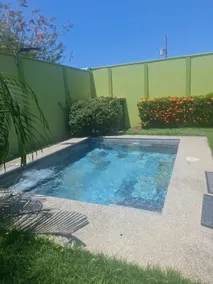 An ideal place to share with family and friends - Image 2