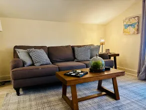 Charming Home-Quiet-Modern Amenities & Fast Wi-Fi - Image 4