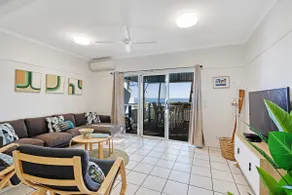 Tangalooma Beachfront Villa 28 - Air Conditioned - Image 3