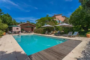 4* Alte Weingut Villa mit beheiztem Pool & Meerblick - Image 2