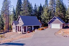 Cascade Pines - Private Hot Tub | WiFi | Summer Pool! - Image 2