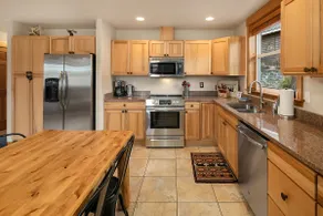 Cascade Pines - Private Hot Tub | WiFi | Summer Pool! - Image 4