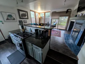 1BR Modern Alyeska Mountain View Condo w/ Jet Tub - Image 4
