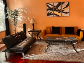Spacious 4BR Family Retreat close to Renaissance - Image 2