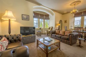 Monastery apartment with Loch Ness view - Image 3