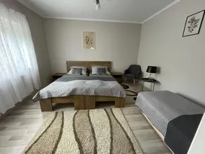 Ivy Guesthouse - Image 5