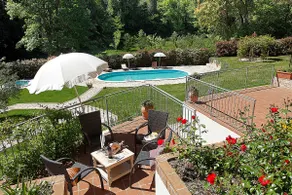 Tuscan dwelling with pool near villages and sea - Image 2