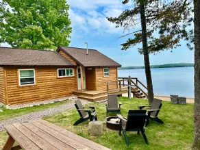 Beachside on AuTrain Lake! Beach & Air Purifier - Image 2