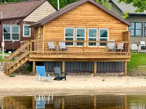 Beachside on AuTrain Lake! Beach & Air Purifier - Image 4