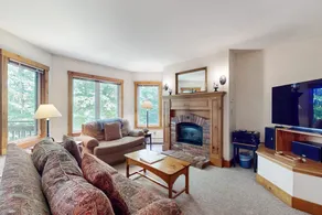 3BR Ski In/Out Ski In/Out | Pool | Sauna - Image 2