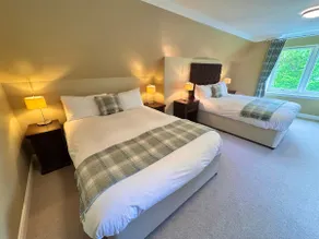 Stables Cottage | Loch Views, Highlands, Onich - Image 2