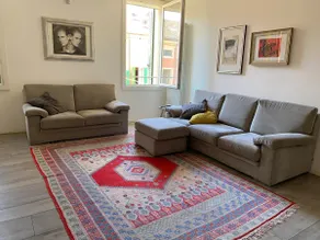 Very central, bright apartment with AC and Wi-Fi - Image 4