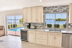 Oceanfront home w/sunset views of Sarasota Bay - Image 5