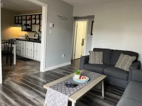 Harbour View Suite - Unit B! - Image 3