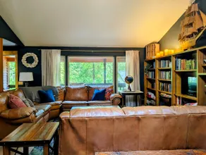 Woodstock Cottage - Image 5