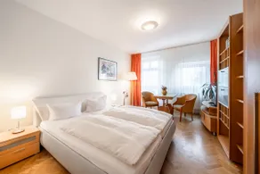 Studio apartment in the heart of the old town - Image 2