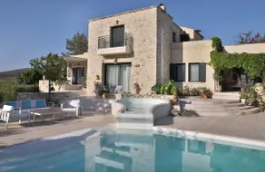 Olive House Traditional Villa with Pool - Image 2