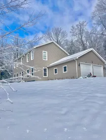 Luxe Lodge, 6 BDRM, 4 BR | Hot Tub, Movie Room - Image 2