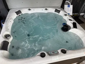 3 Bedroom New HotTub Pool Table Ping Pong Sauna - Image 5