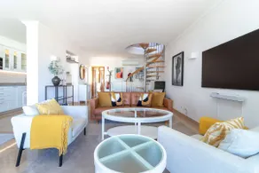 Parque nº 8 - Penthouse Apartment 2 beds & balcony - Image 2