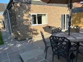 The Long Hall 2 bed ground floor annexed apartment - sleeps 6 - Image 2