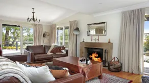 Duncraig House - 4 bedroom plus studio - Image 2