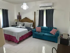 CHEAP 'N' NICE Ocho Rios Studio with A/C - Image 2