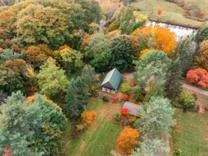 Cozy Log Cabin Near Bangor - Image 4