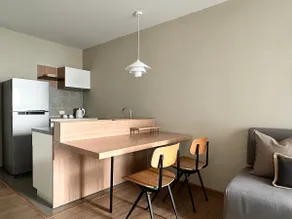 Mid-Century Apartment, near Impact & DMK airport - Image 3