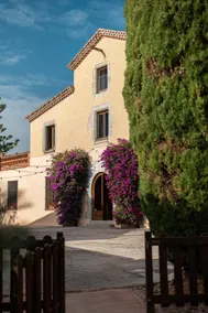 Mas Vives, exclusive 15th century farmhouse with fast wifi - Image 2