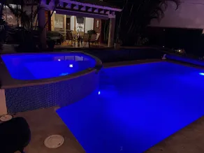 Lake House, single floor, swimming pool, pet friendly - Image 2