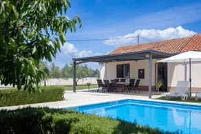 Holiday Home Tuta - Image 3