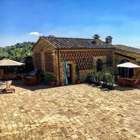 Houses in the Capanna farmyard, house in Chianti with swimming pool - Image 4