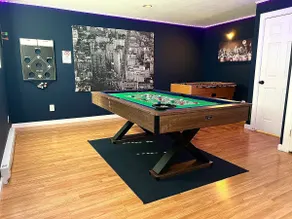 Casino Wine Down House *** - Image 3