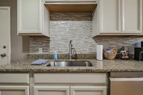 Cityscape Loft. Central Location - Image 5